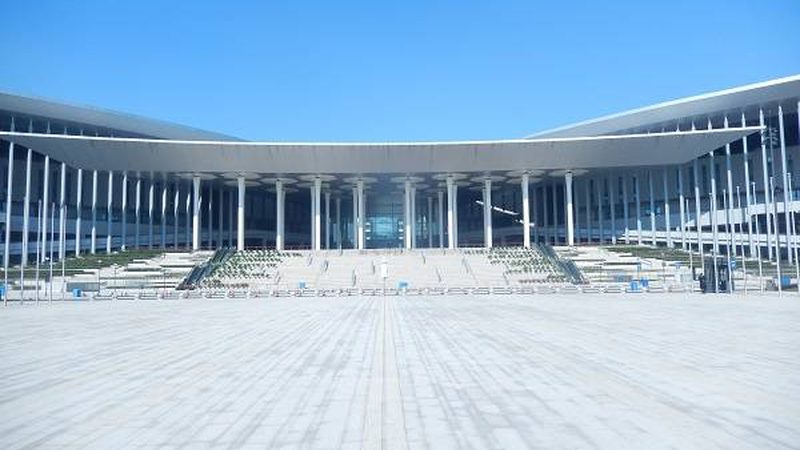 桁架选择：搭建展览空间的关键考量